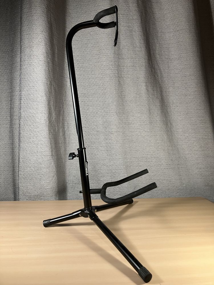 Stojak gitarowy Clifton