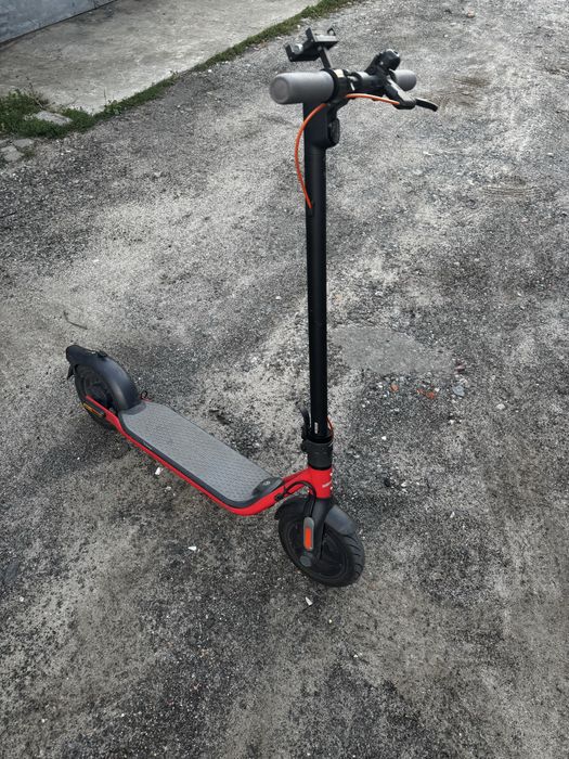 Електросамокат Segway D28E
