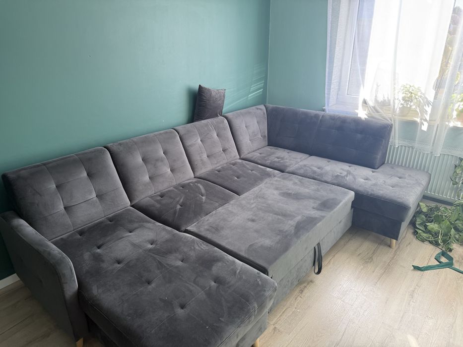 Naroznik w ksztaulcie „U” z funkcja spania