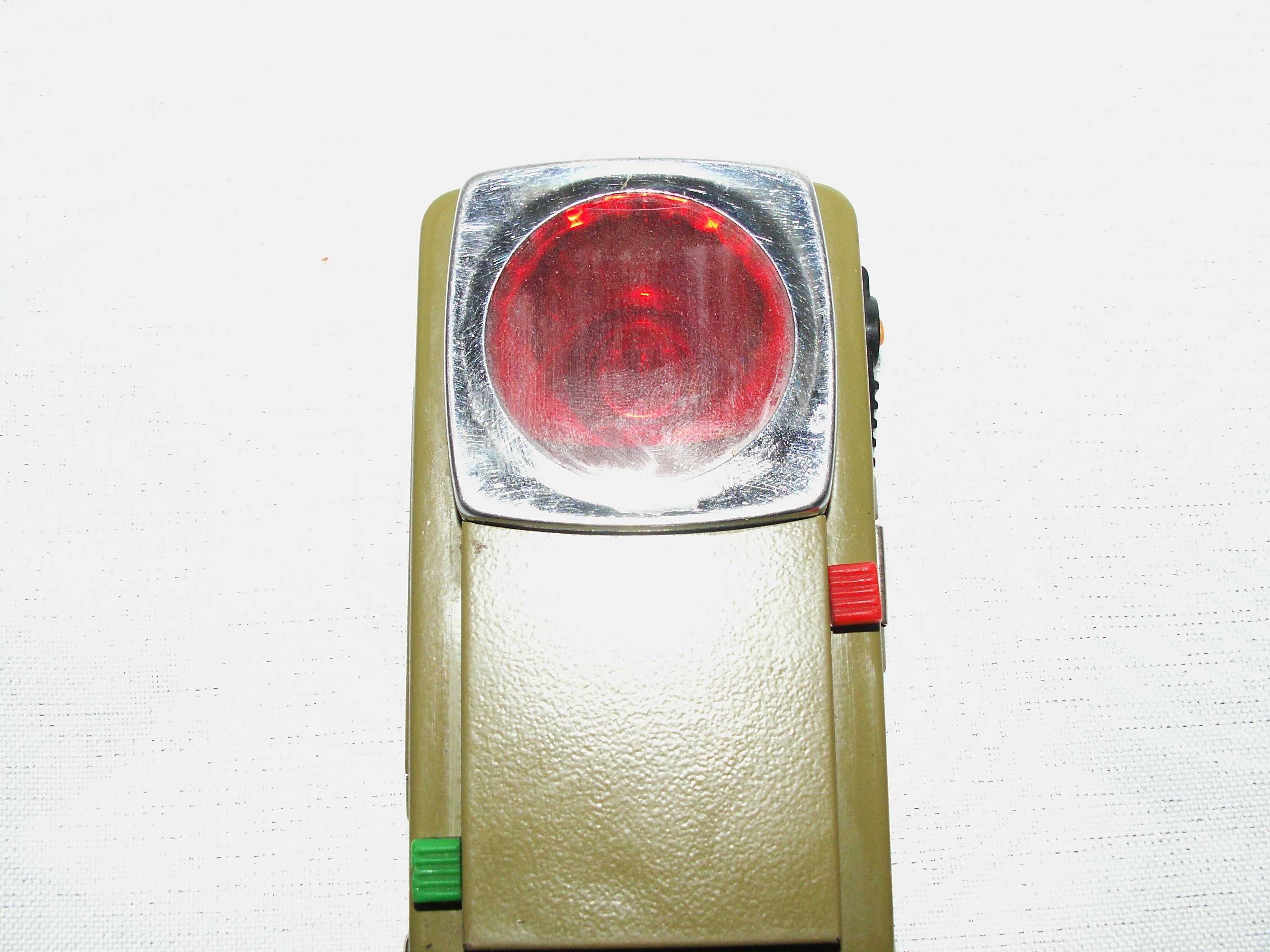 latarka sygnalizacyjna - kolor zielony - czerwony- biały