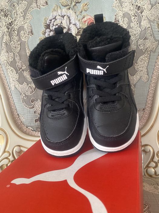 Зимові ботікі Puma , розмip 25