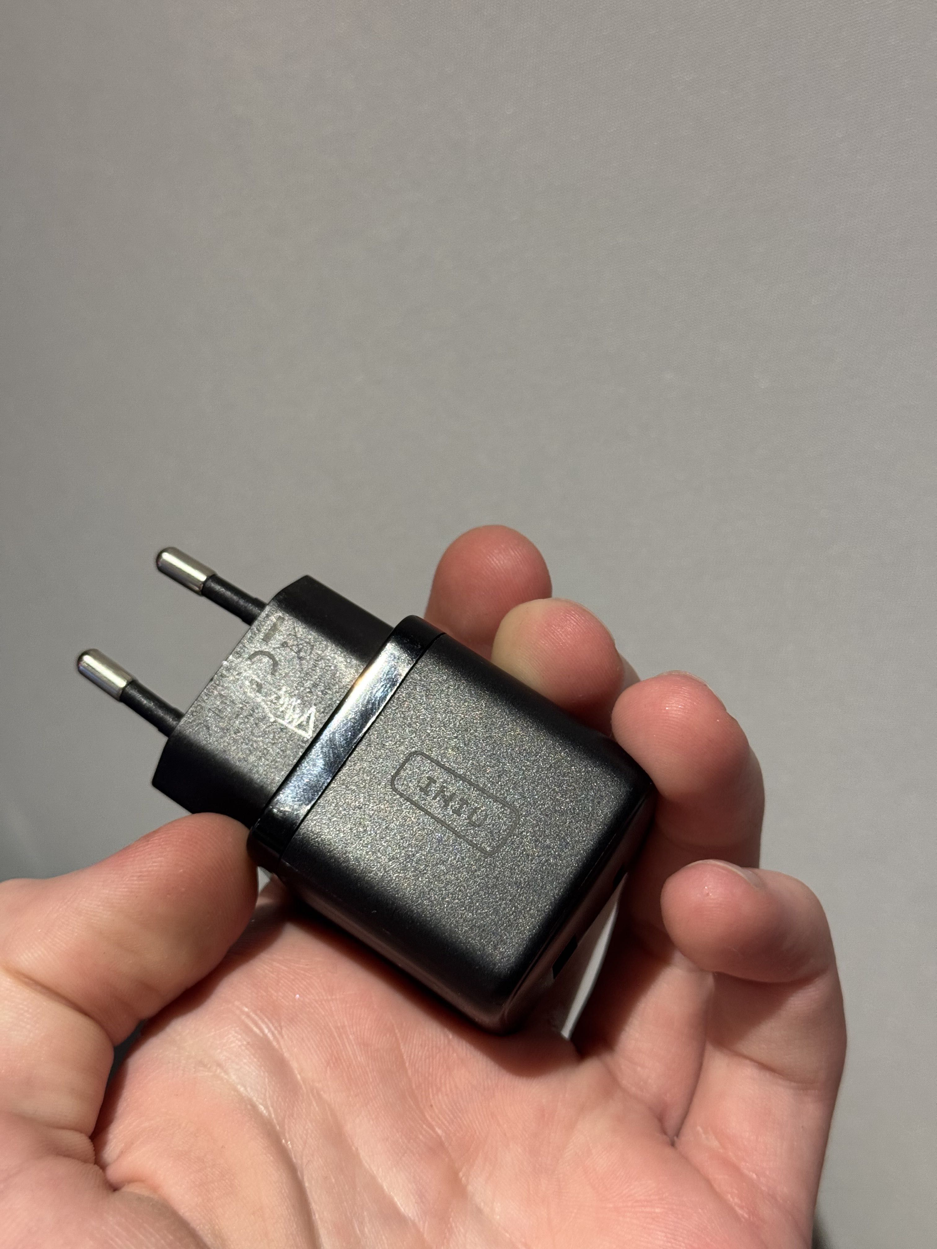 Ładowarka GaN 2 porty INIU 30W USB-A USB-C