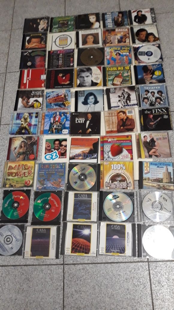 Lote de 70 cds de musica