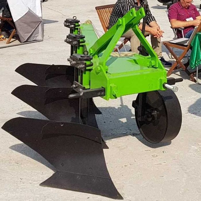 Плуг ПЛН 3-35 навісний з кутознимачем. Компенсація витрат 25 %.