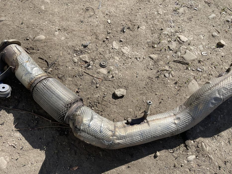 Вихлопна труба AUDI A8 4H0 2010-2018