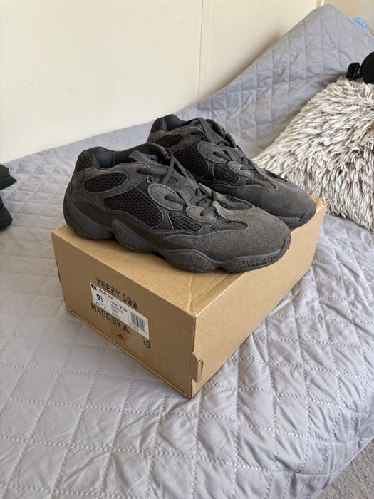 Buty Adidas Yeezy 500 czarne rozmiar 43