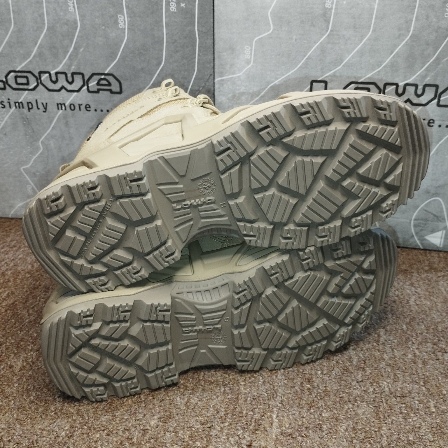 37,38,39. Тактичні черевики Lowa Zephyr MK2 GTX MID WS, Desert
