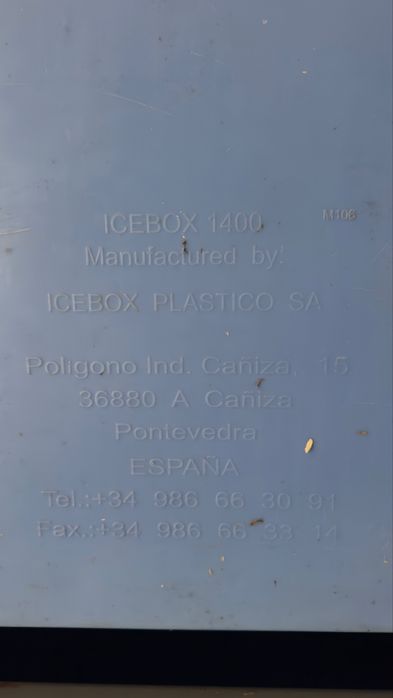 Dornas e cestos de plastico