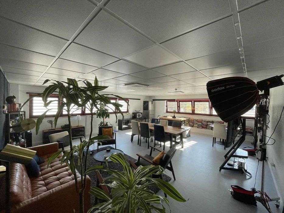 Espaço comercial / Escritório para arrendar