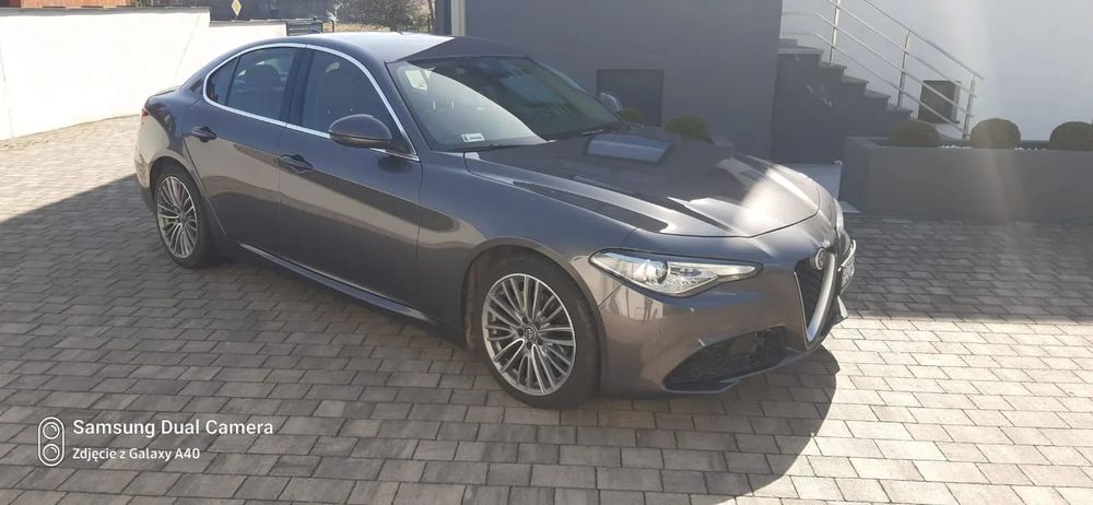 Alfa Romeo Giulia 2.2 180KM - 2016 r. – Stan bardzo dobry!