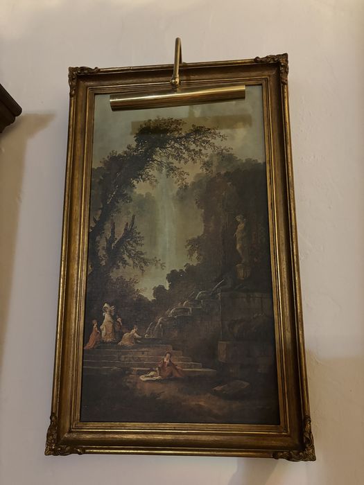 Quadros antigos e molduras