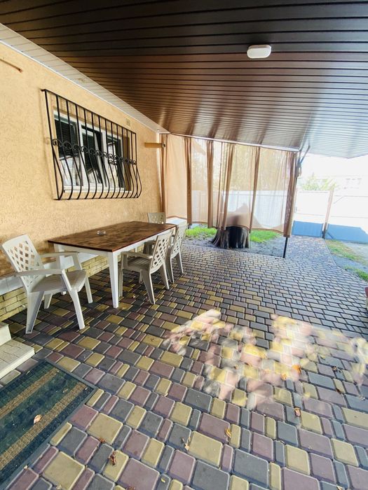 Квартира зі своїм подвір’ям та терасою в центрі міста!