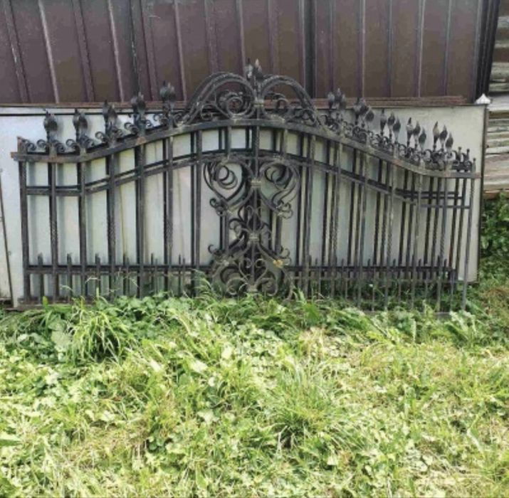 Кована Брама (ворота)