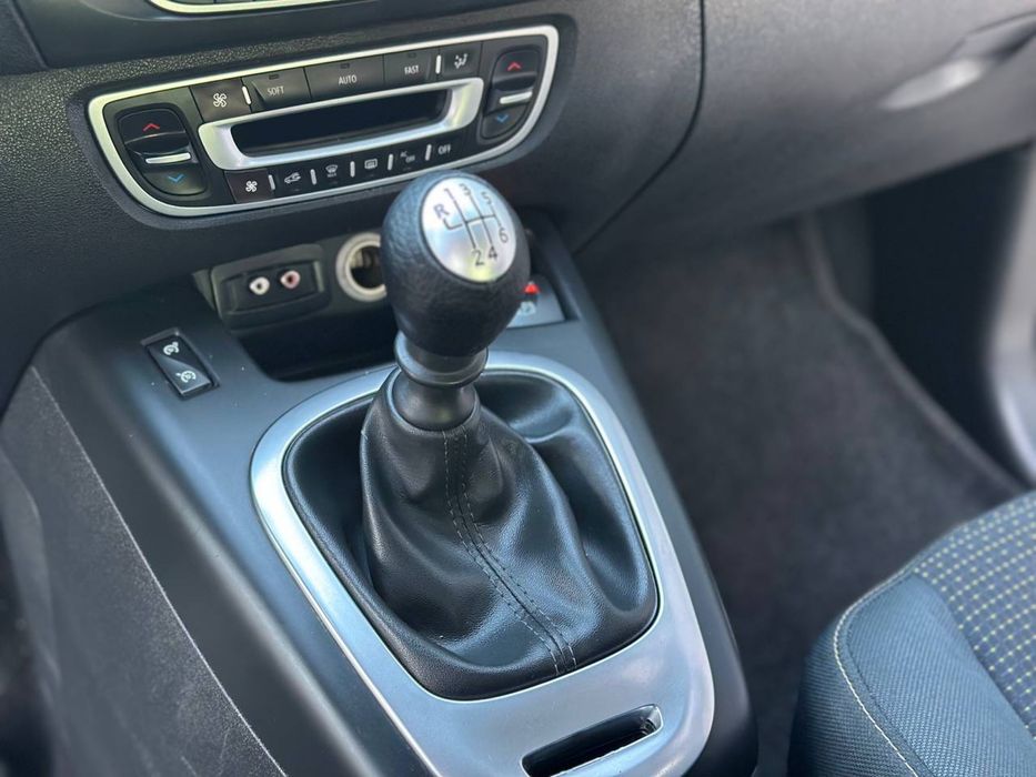Renault Scenic 2010