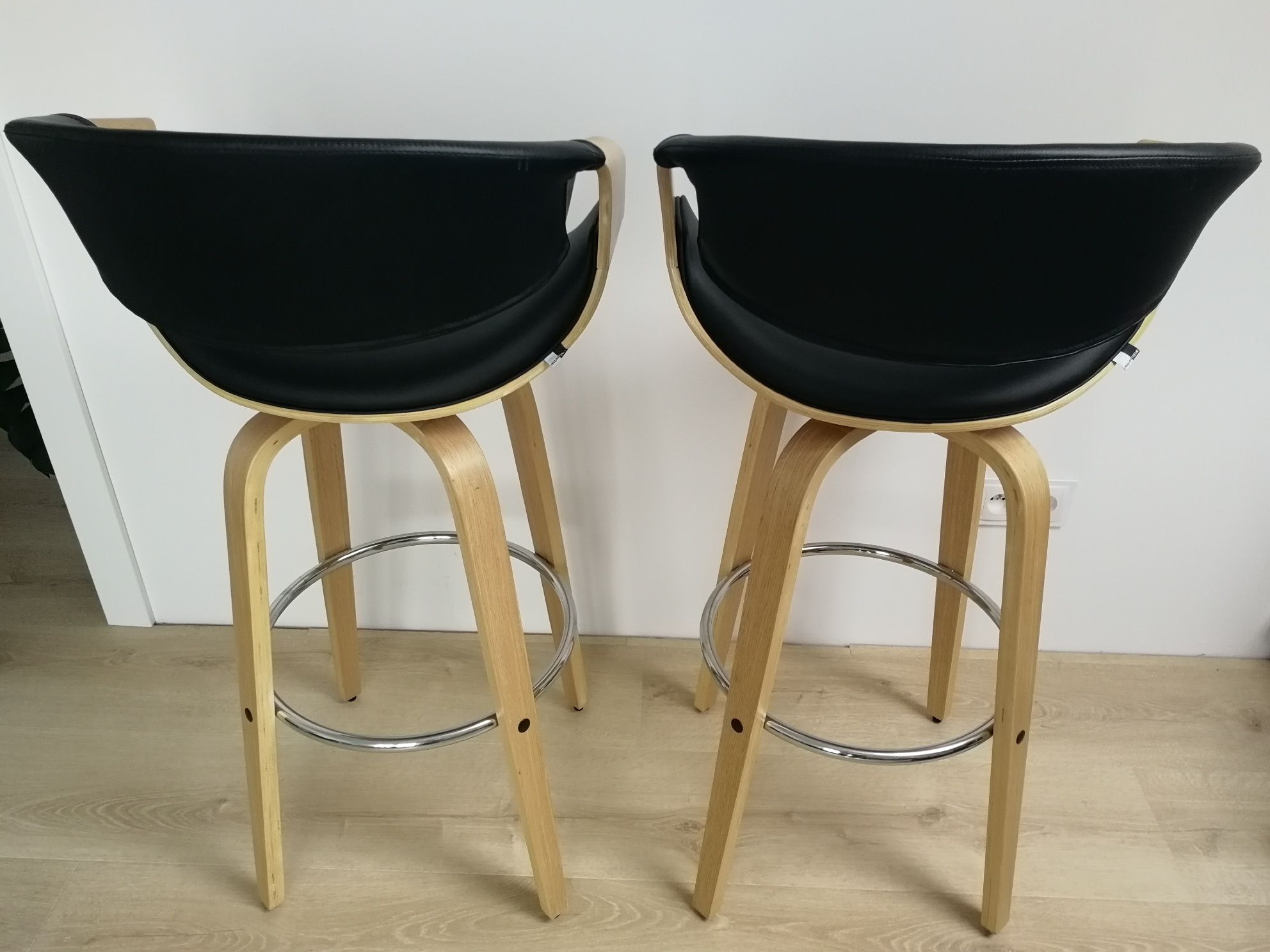 Hoker Bent Mebel Partner ekoskóra
