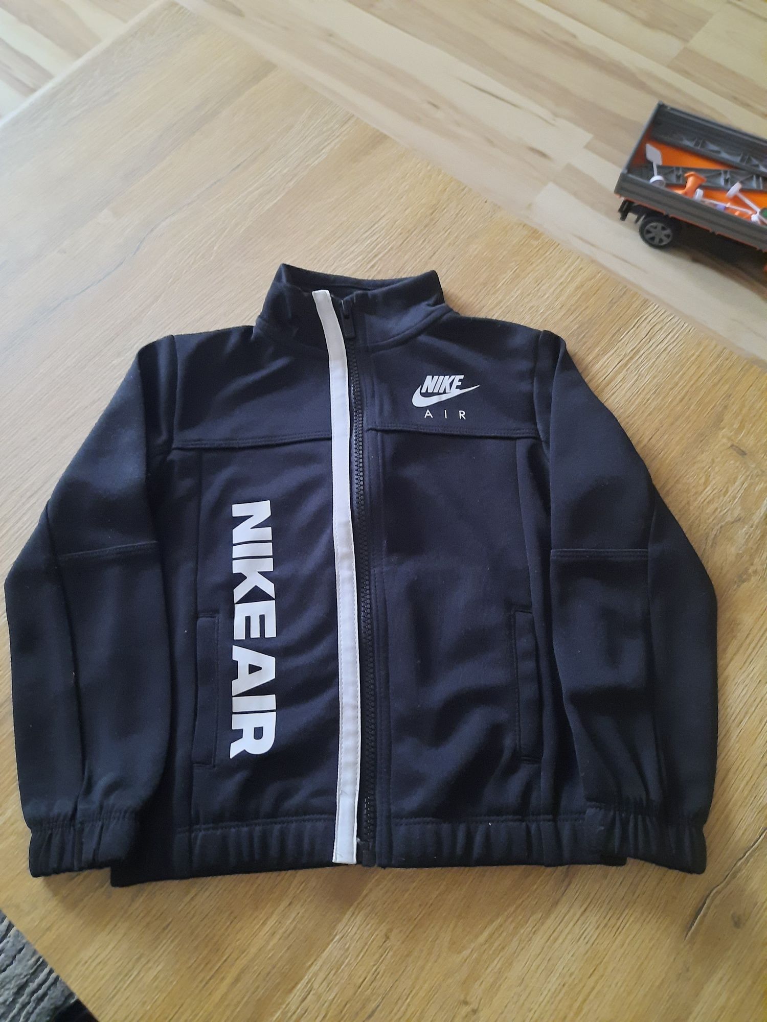 Dres Nike na 2-3 latka