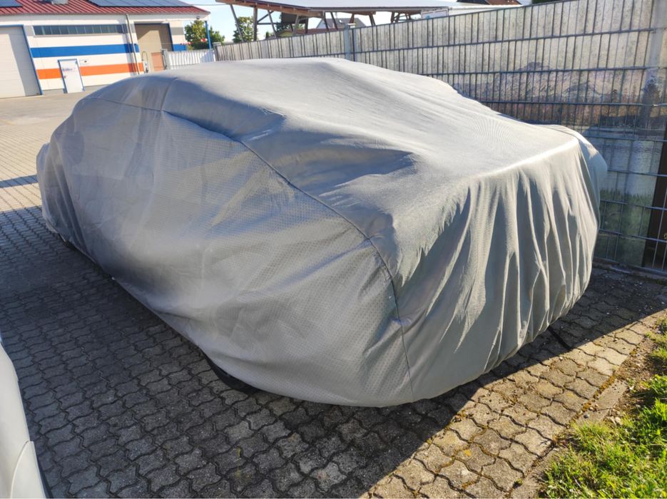 Plandeka na samochód osobowy