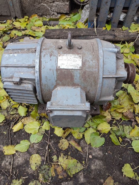 Колекторний двигун П32М 220В 2,2кВт.