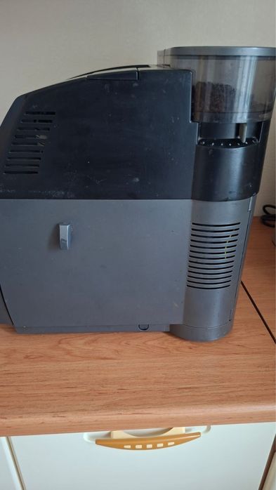 Продам кавомашину Magic Saeco