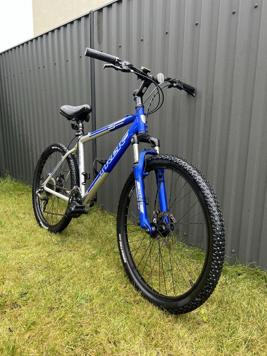 Продаю свій велосипед Trek