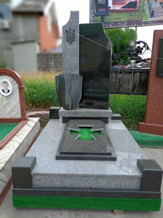 Пам'ятники військовим