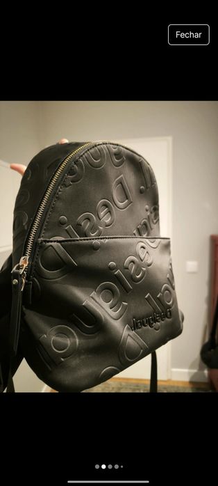 Mochila Desigual. Usada.