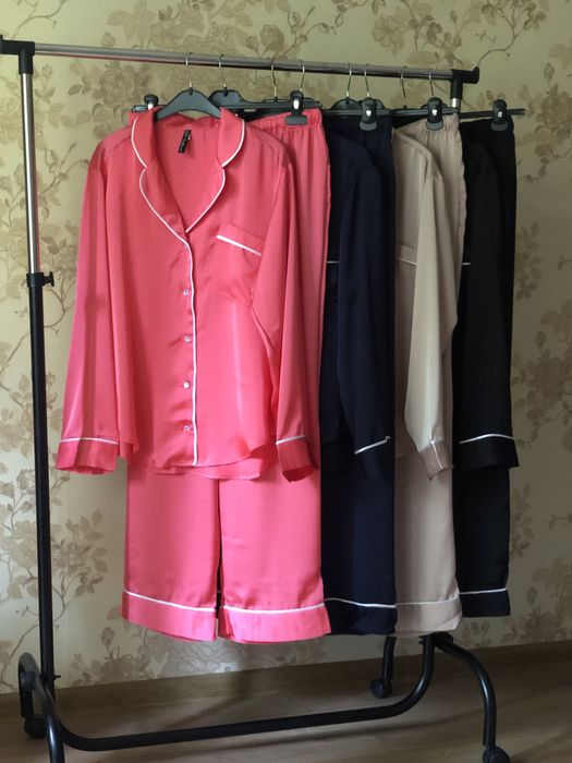 Шелковые Комплекты и Пижамы Новые