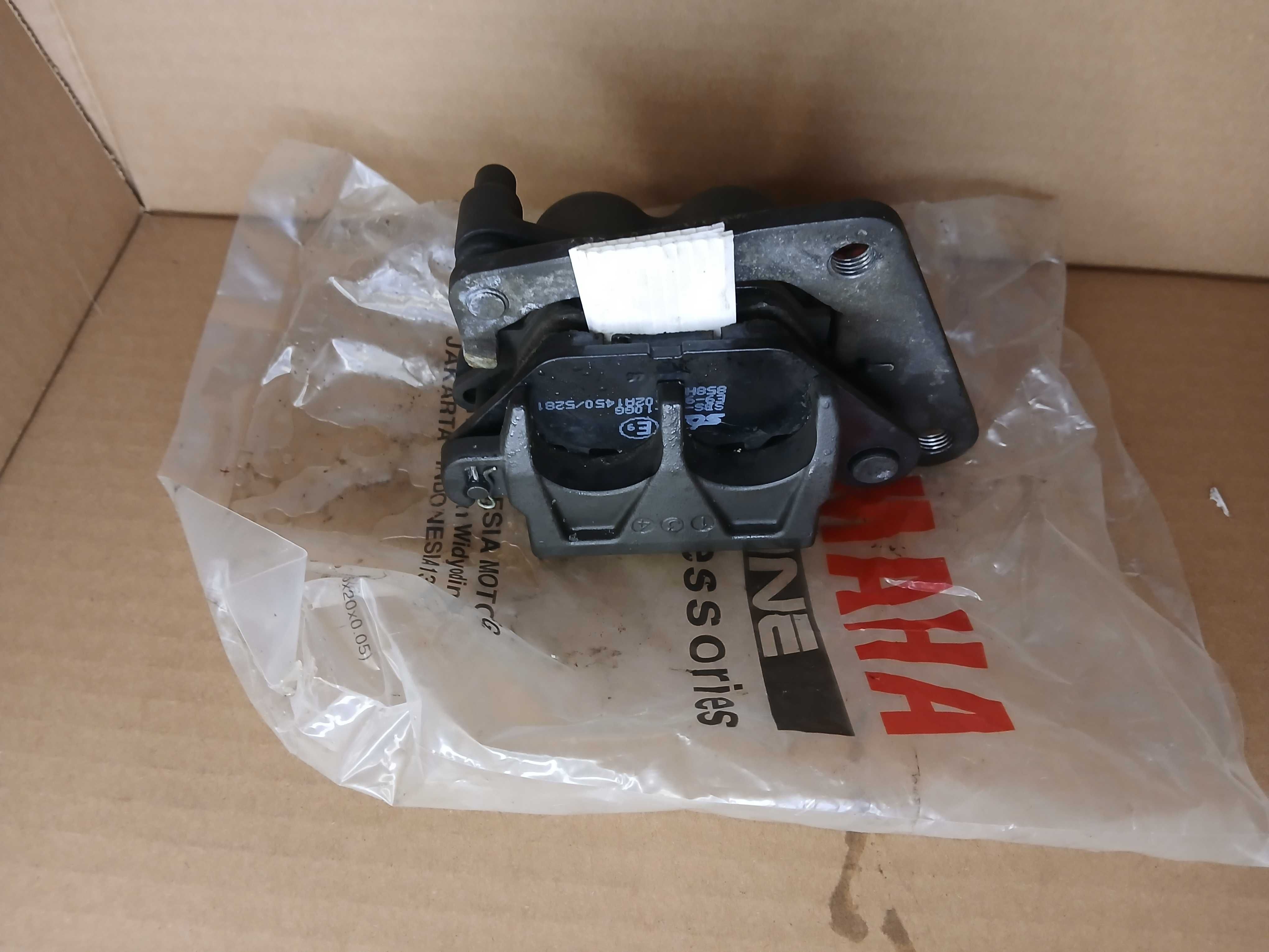 Zacisk hamulcowy przód Yamaha XSR 125