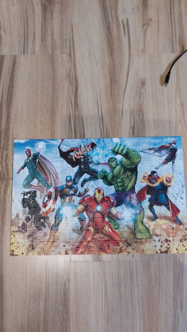 Puzzle Avengers 160 elementów