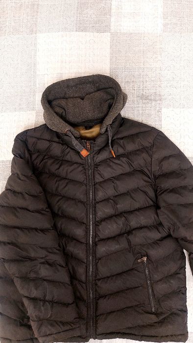 Продам  зимову чоловічу куртку