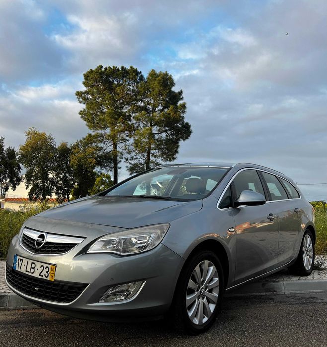 Opel Astra J - 1.7 CDTI . 125CV