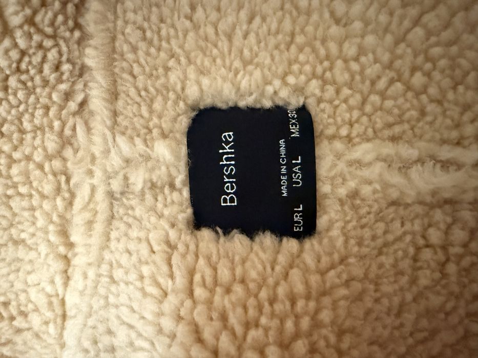 Дубленка весна-осінь Bershka