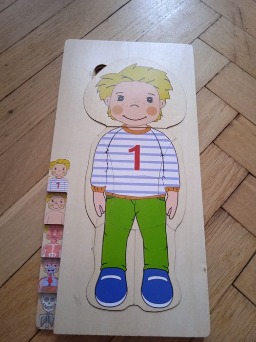 Układanka drewniana chłopiec