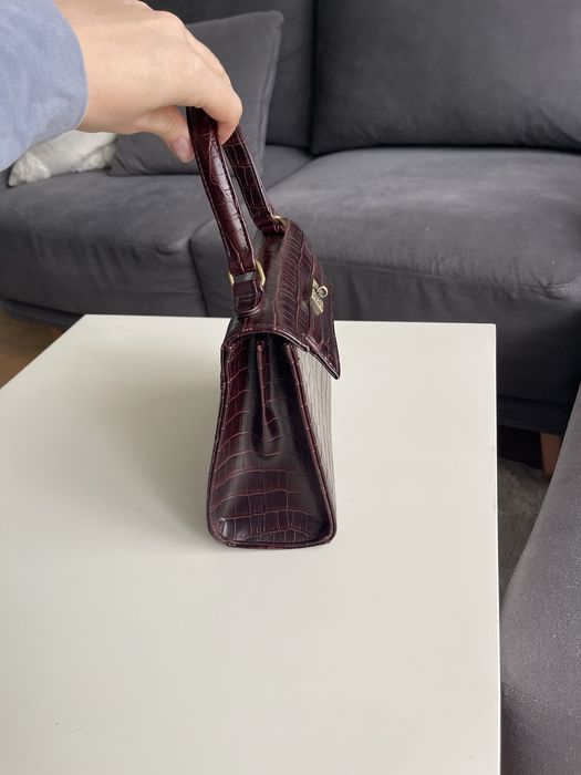 Бордова сумочка крокодил