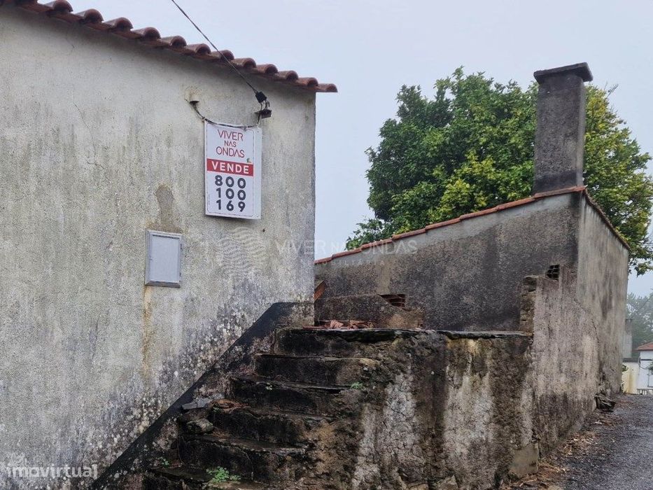 Casa de Campo c/ Terreno - Sertã