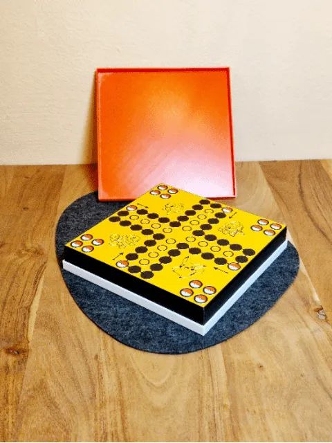 Jogo de Tabuleiro Clássico Pokémon