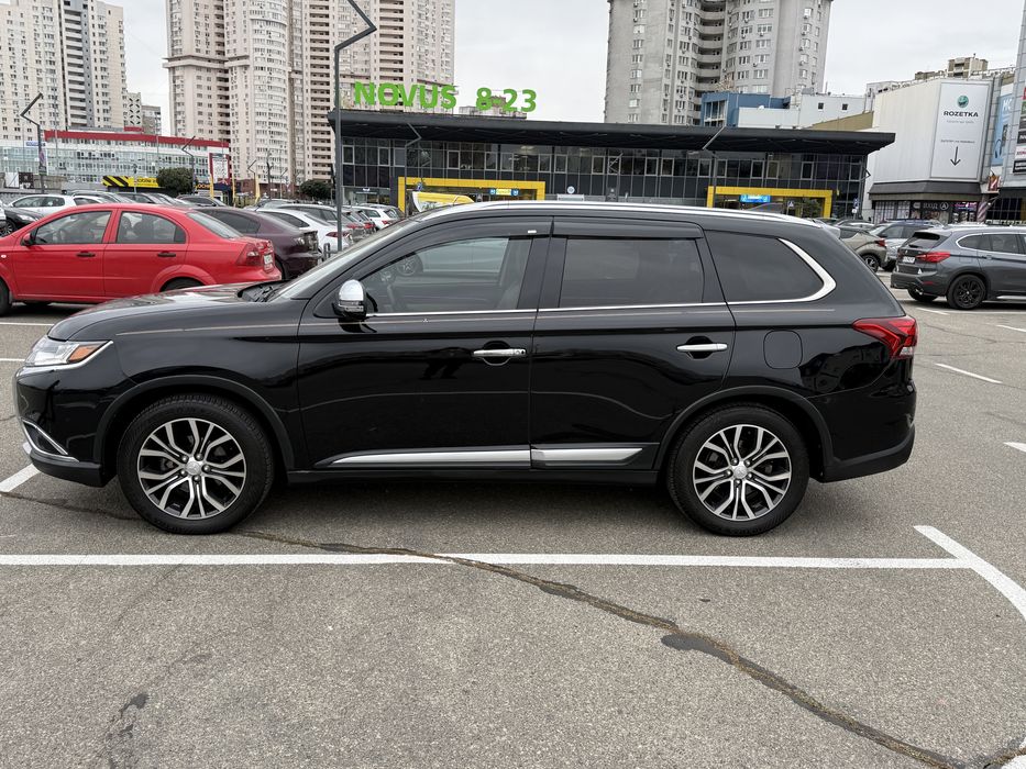 Продам сімейне авто