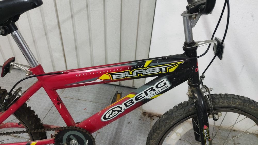 Bicicleta dê criança bom estado