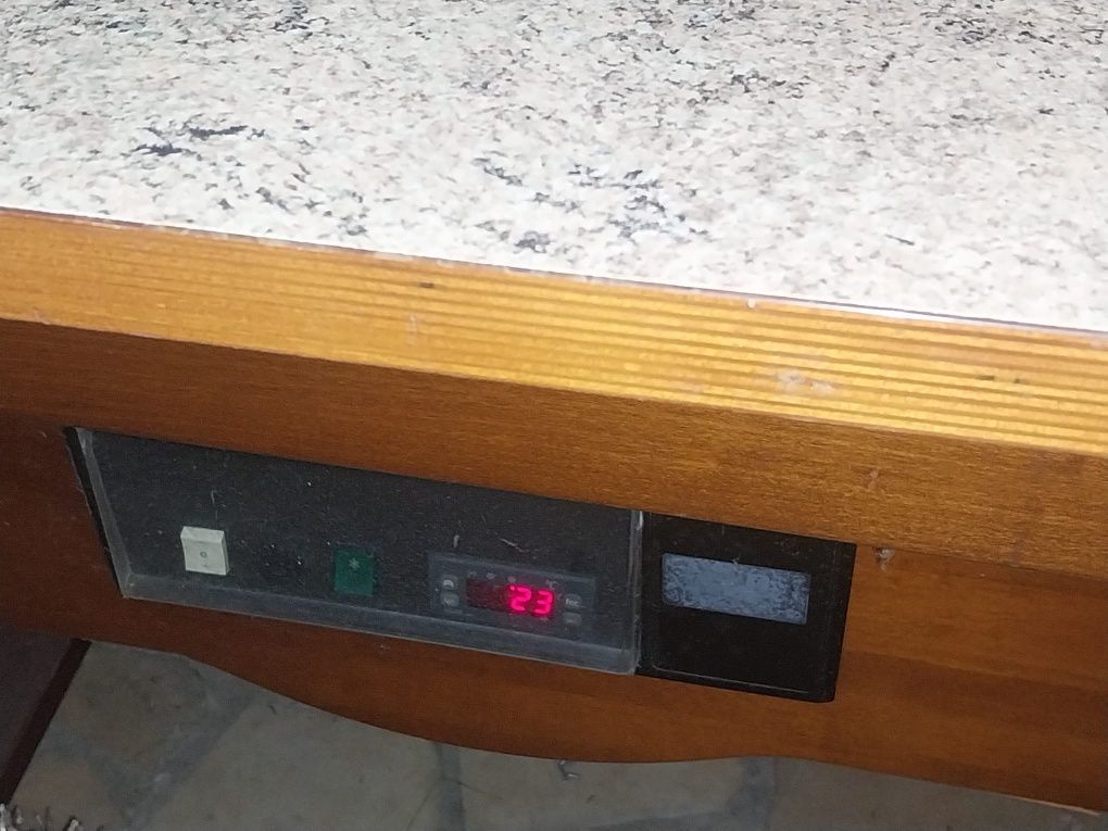 Vendo saladete a precisar de gas