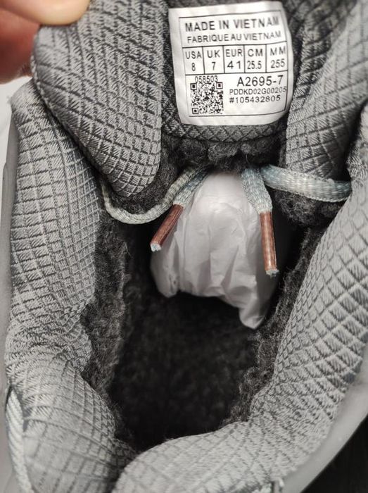 Чоловічі Зимові Кросівки Adidas Yeezy Boost 700 v2 з хутром до -21°