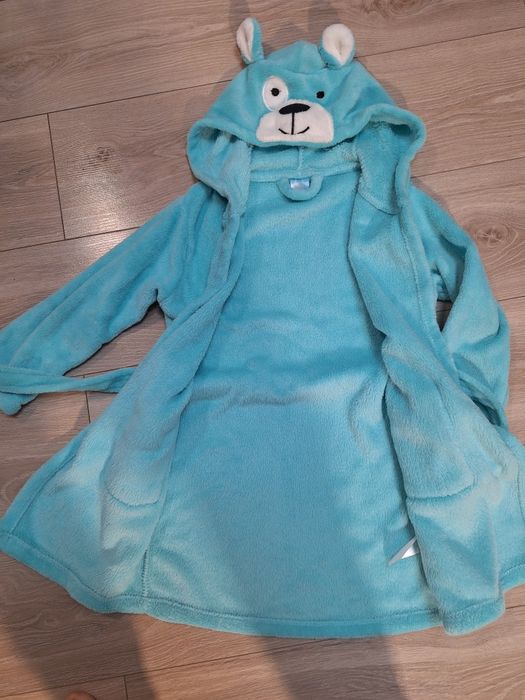 Szlafrok 110/116 niebieski z paskiem stan bdb