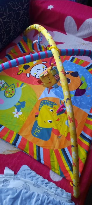 Розвивающий коврик