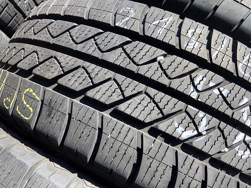 215/65/16C Goodyear Vector Cargo_8mm_2szt_(585)