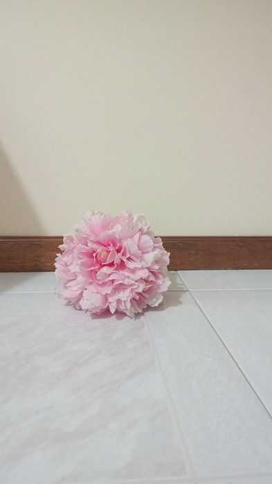 Flor decorativa cor de rosa