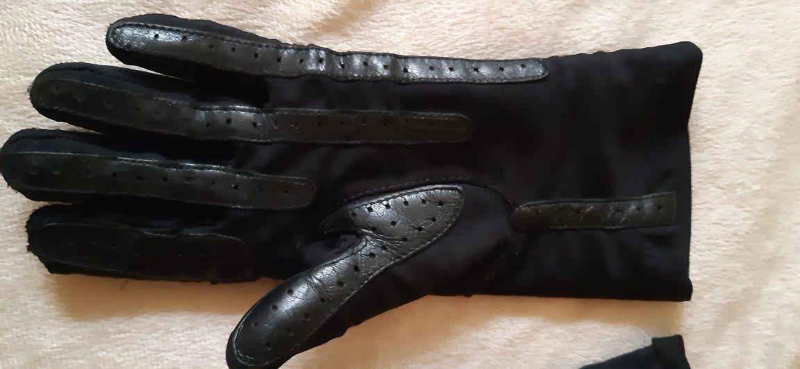 Rękawiczki czarne ocieplane