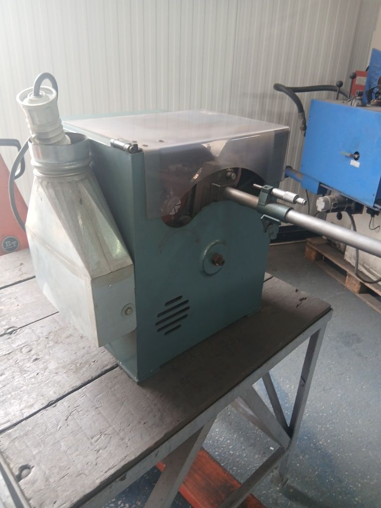 Maquina cortar extratores / pinos
