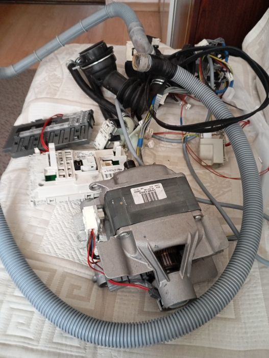 Na sprzedaż części używane