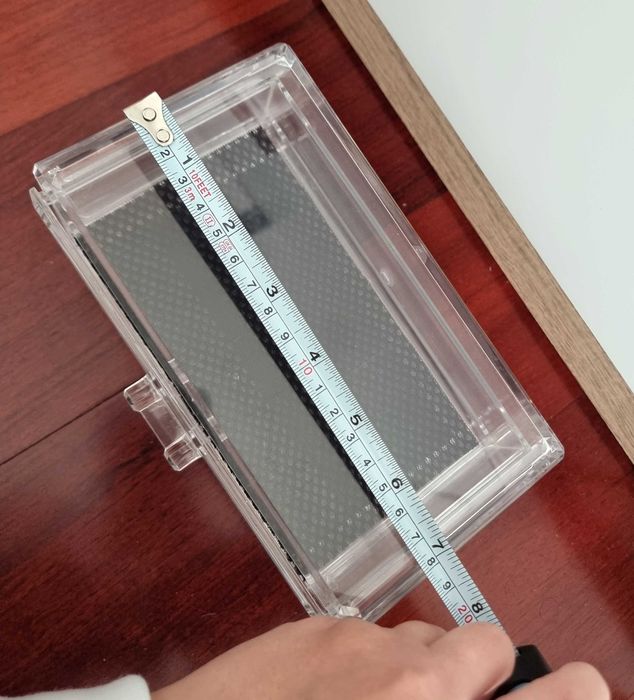 Caixa para arrumação de maquilhagem ou bijuteria