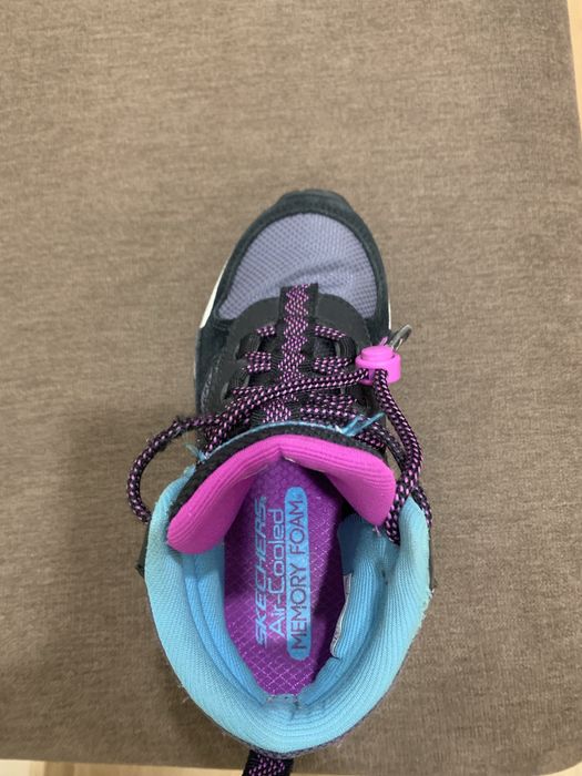 Кросівки скетчерс