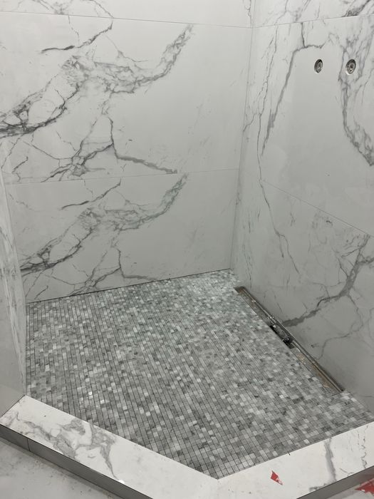 Послуги по укладанню плитки, плиточнік